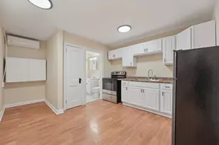 1721 Humboldt Ave S, Minneapolis, MN 55403 - Photo 34