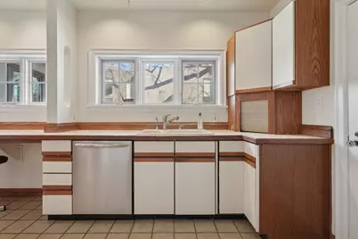 1721 Humboldt Avenue S, Minneapolis, MN 55403 - Photo 4