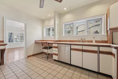 1721 Humboldt Avenue S, Minneapolis, MN 55403 - Photo 16
