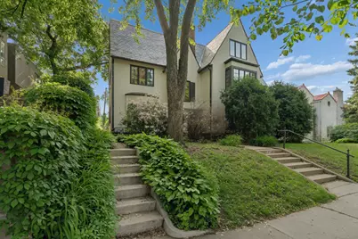 1721 Humboldt Avenue S, Minneapolis, MN 55403 - Photo 1