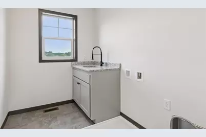 21346 Cottonwood Street NW, Oak Grove, MN 55011 - Photo 20