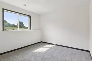 21346 Cottonwood St NW, Oak Grove, MN 55011 - Photo 24