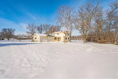 607 Sailor Street N, Blue Earth, MN 56013 - Photo 2