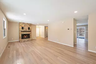 607 Sailor Street N, Blue Earth, MN 56013 - Photo 12