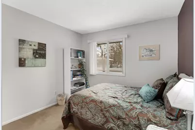 2328 Dorland Court E, Maplewood, MN 55119 - Photo 16