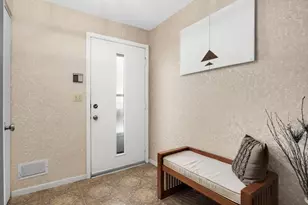 2328 Dorland Ct E, Maplewood, MN 55119 - Photo 2