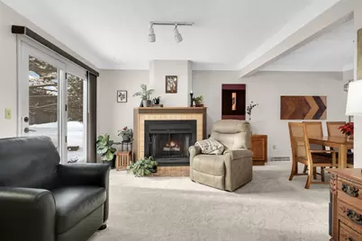 2328 Dorland Court E, Maplewood, MN 55119 - Photo 4