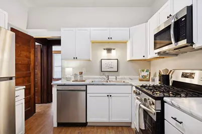 2711 Dupont Avenue S, Minneapolis, MN 55408 - Photo 14