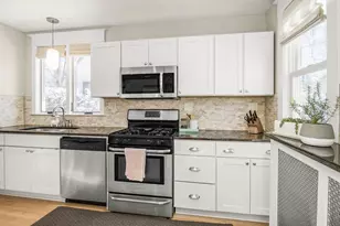 2078 Stanford Ave, Saint Paul, MN 55105 - Photo 18