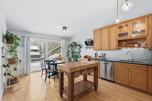 1396 Arden View Dr, Arden Hills, MN 55112 - Photo 10