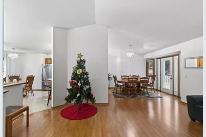 16051 Goodview Way, Lakeville, MN 55044 - Photo 4