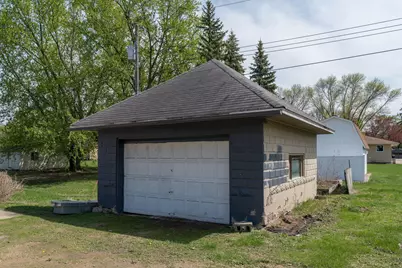 240 Cleveland Avenue W, Winnebago, MN 56098 - Photo 8