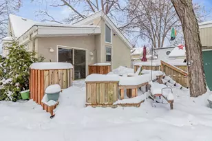 3734 Perry Ave N, Robbinsdale, MN 55422 - Photo 22