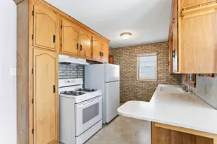 3951 Penn Ave N, Minneapolis, MN 55412 - Photo 10