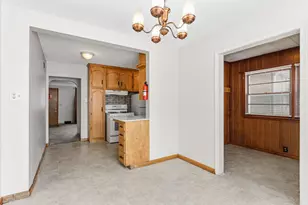 3951 Penn Ave N, Minneapolis, MN 55412 - Photo 8