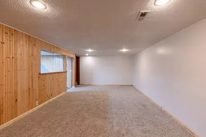 11509 Winnetka Avenue N, Champlin, MN 55316 - Photo 16