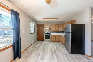 11509 Winnetka Ave N, Champlin, MN 55316 - Photo 8