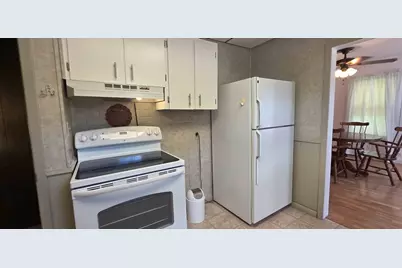1405 Johnson Street, Albert Lea, MN 56007 - Photo 6