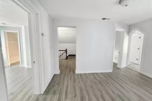 963 3rd St E, Saint Paul, MN 55106 - Photo 22