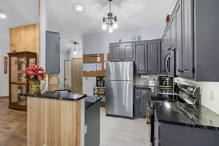 2013 91st Ln N, Brooklyn Park, MN 55443 - Photo 6