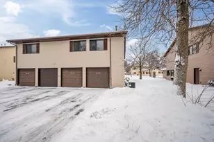6608 83 Ct N, Brooklyn Park, MN 55445 - Photo 20