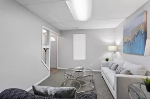 180 Wyoming St E, Saint Paul, MN 55107 - Photo 12