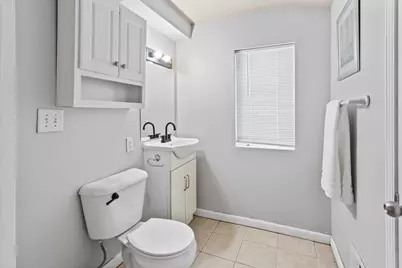 180 Wyoming Street E, Saint Paul, MN 55107 - Photo 8