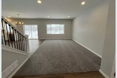 977 45th Avenue NE, Saint Cloud, MN 56304 - Photo 4