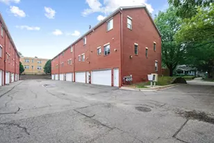 2009 Grand Ave, Saint Paul, MN 55105 - Photo 22