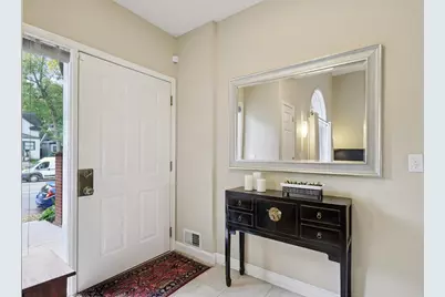 2009 Grand Avenue, Saint Paul, MN 55105 - Photo 10