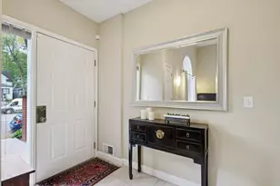 2009 Grand Ave, Saint Paul, MN 55105 - Photo 10