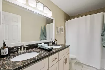 2009 Grand Avenue, Saint Paul, MN 55105 - Photo 14