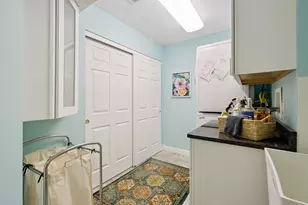 2009 Grand Ave, Saint Paul, MN 55105 - Photo 18