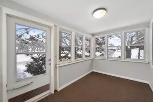 1019 Cumberland St, Saint Paul, MN 55117 - Photo 6