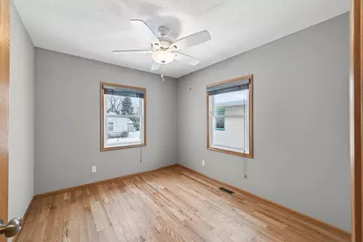 1019 Cumberland Street, Saint Paul, MN 55117 - Photo 16