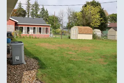 905 16th Street SW, Austin, MN 55912 - Photo 6