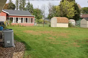 905 16th St SW, Austin, MN 55912 - Photo 6