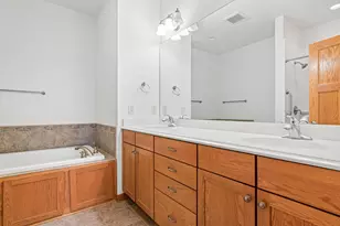 4185 Centerville Rd, Vadnais Heights, MN 55127 - Photo 26