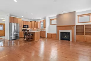 4185 Centerville Rd, Vadnais Heights, MN 55127 - Photo 10