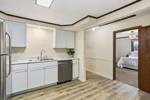 1592 Greenbrier St, Saint Paul, MN 55106 - Photo 6