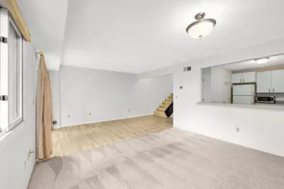 8944 Neill Lake Road #142B, Eden Prairie, MN 55347 - Photo 6