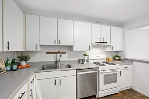 8944 Neill Lake Rd, Eden Prairie, MN 55347 - Photo 10