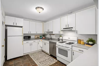 8944 Neill Lake Road #142B, Eden Prairie, MN 55347 - Photo 8