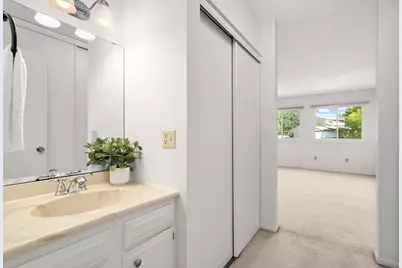 8944 Neill Lake Road #142B, Eden Prairie, MN 55347 - Photo 14