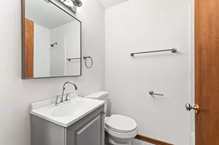 8416 Meadow Lake Road N, New Hope, MN 55428 - Photo 14