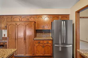 3221 Ensign Ave N, New Hope, MN 55427 - Photo 8