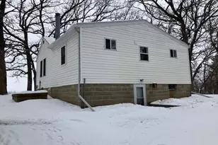 42156 120th St, Waseca, MN 56093 - Photo 2