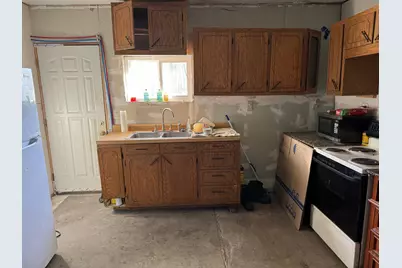 1008 Highway 11 S, Badger, MN 56714 - Photo 4