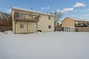 3824 Tower Pond Dr, Anoka, MN 55303 - Photo 8