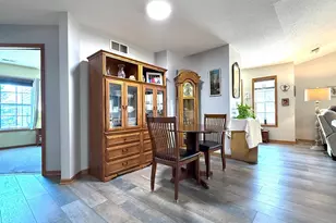 1907 Oak Tree Ln, Austin, MN 55912 - Photo 6